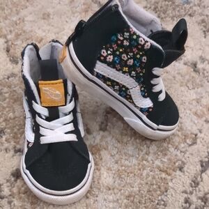 Black High-Top Skate Sneakers with Floral Accents